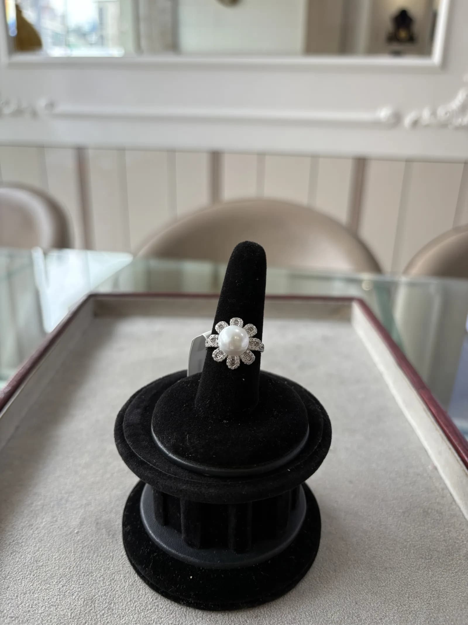Pearl Daisy Ring in rhodium plated 925 sterling silver, photo 2