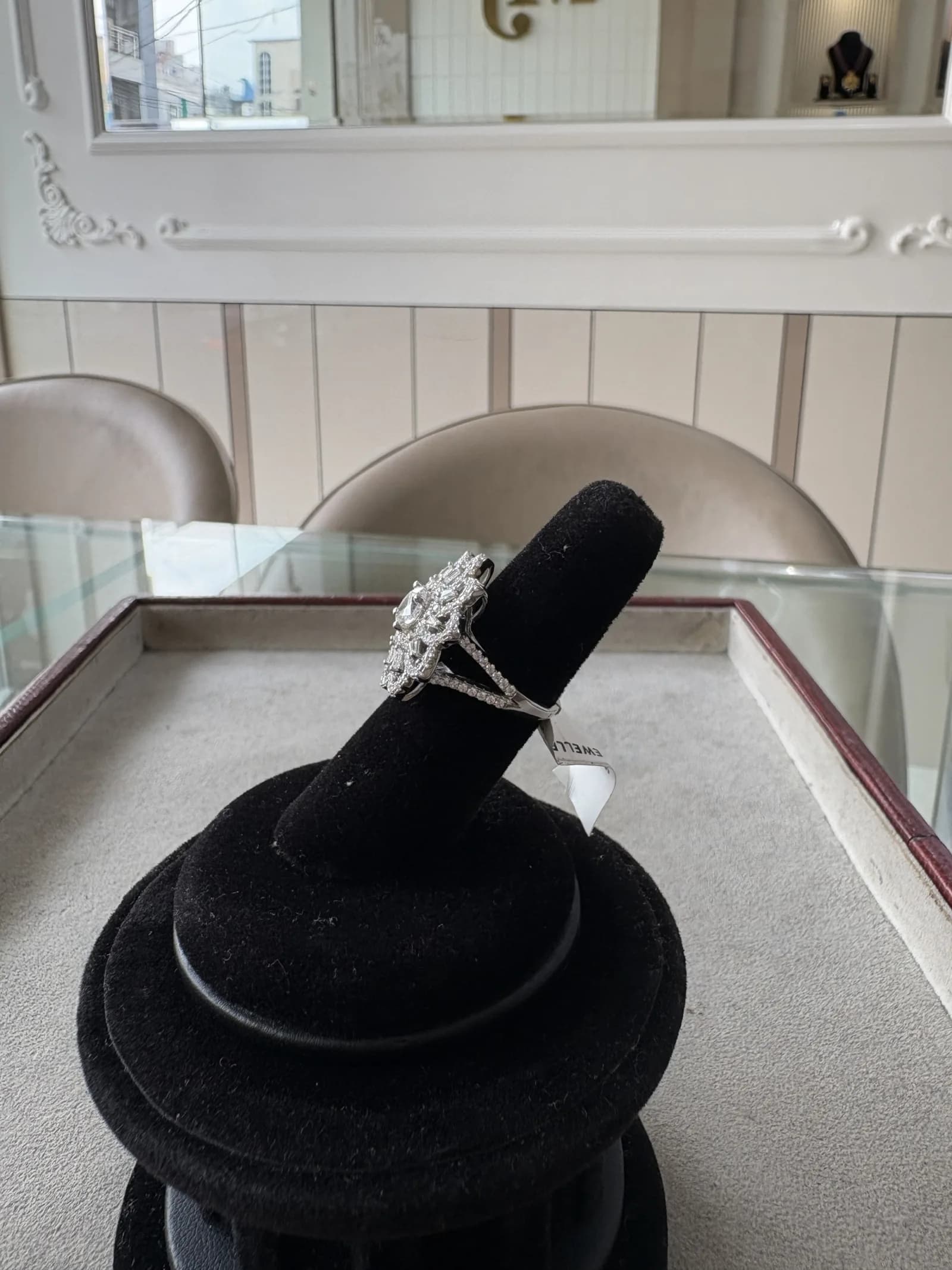 Kamal Solitaire Bloom Ring in rhodium plated 925 sterling silver, photo 2