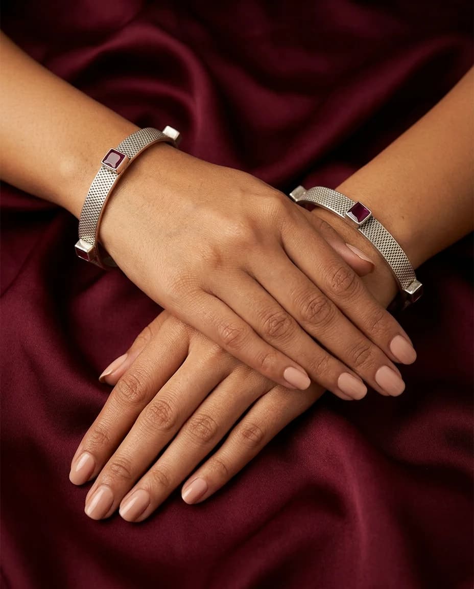 Mesh Ruby Square Bangle