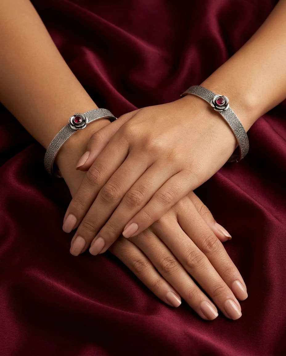 Oxidised Rose Bud Kada in oxidised 925 sterling silver, photo 1
